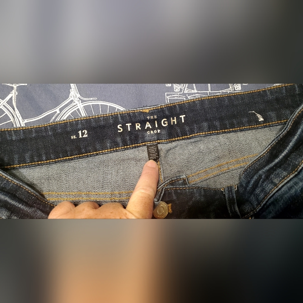 White House Black Market Dark Blue Straight Crop Jeans - Picture 2 of 3